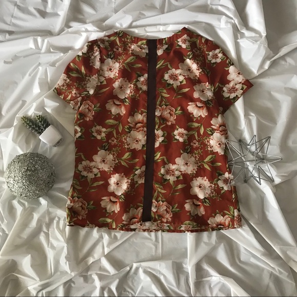 Forever 21 Blouse - Picture 2 of 3